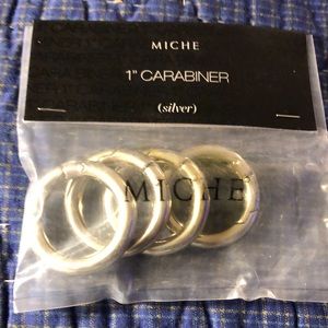 1” carabiner Miche